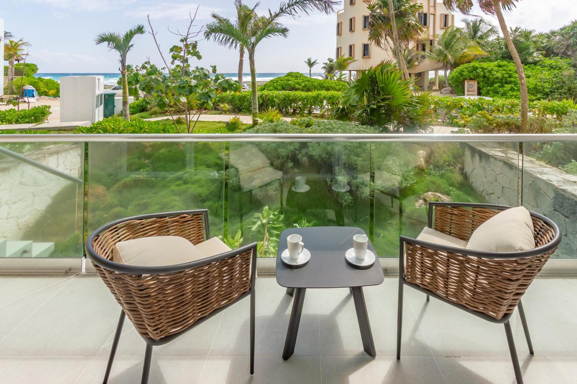 Santamar By Tao Beach Condos With Pool & Walk To Ocean Akumal Εξωτερικό φωτογραφία