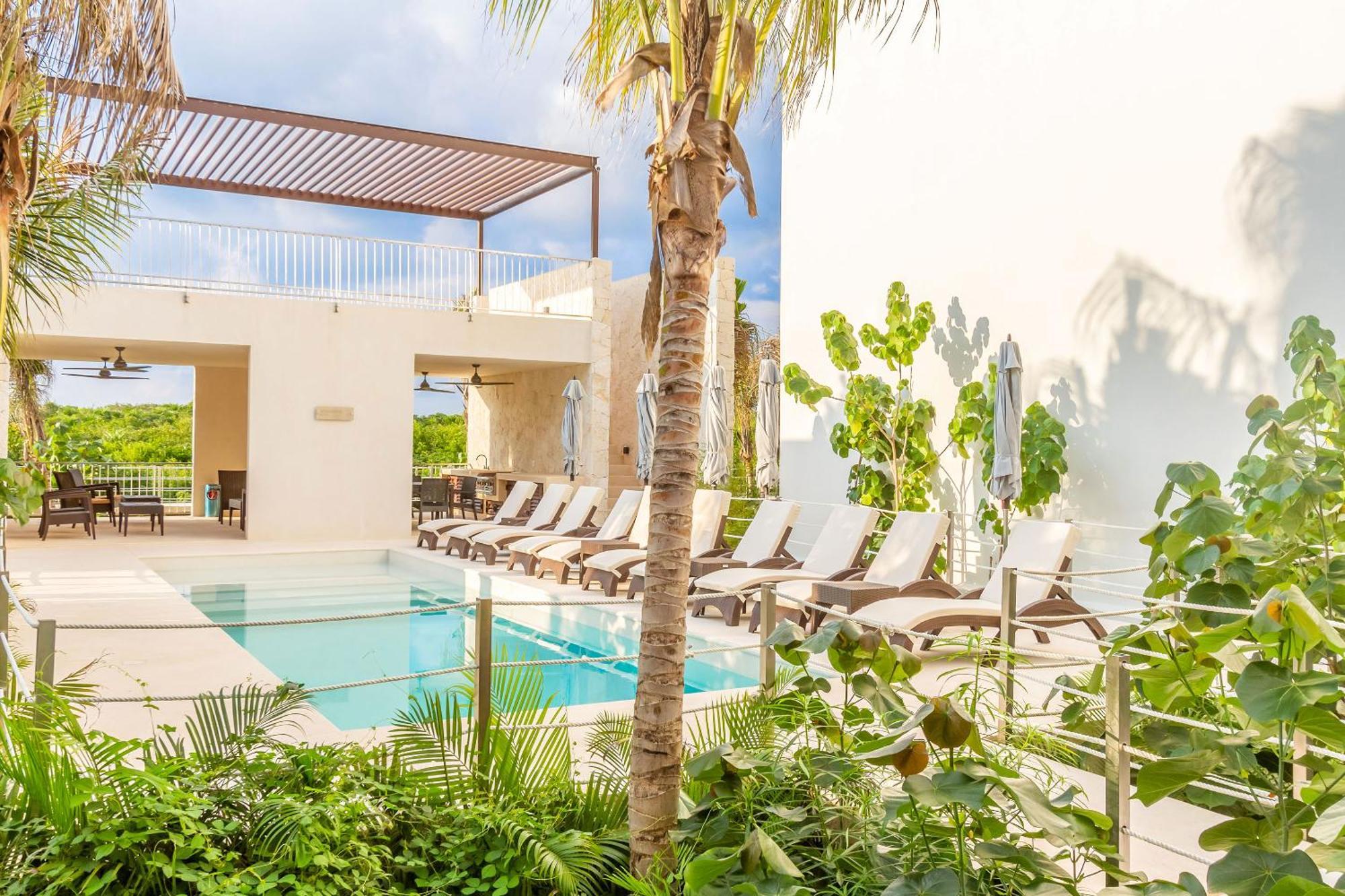 Santamar By Tao Beach Condos With Pool & Walk To Ocean Akumal Εξωτερικό φωτογραφία